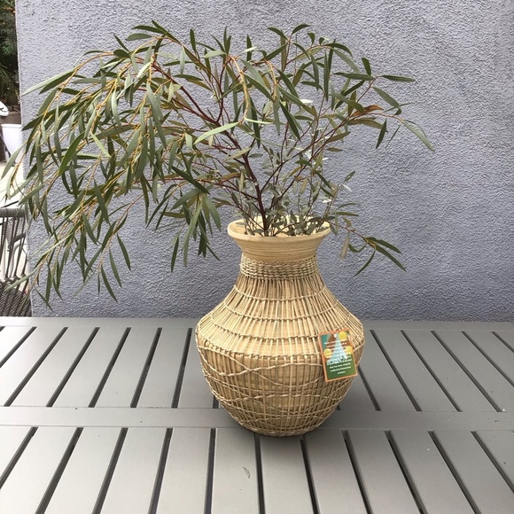 Vietnamese Bamboo-Straw Vase - Picture 5 of 6